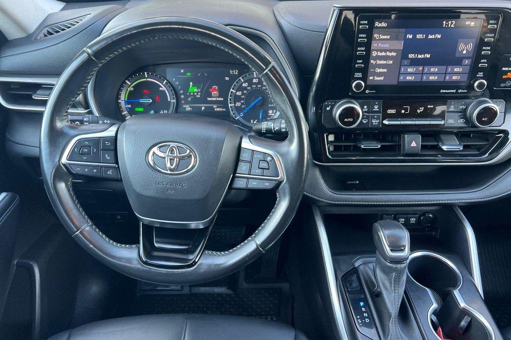 used 2021 Toyota Highlander Hybrid car, priced at $32,500