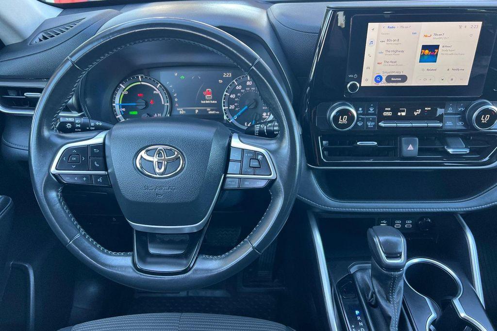 used 2023 Toyota Highlander Hybrid car, priced at $33,750