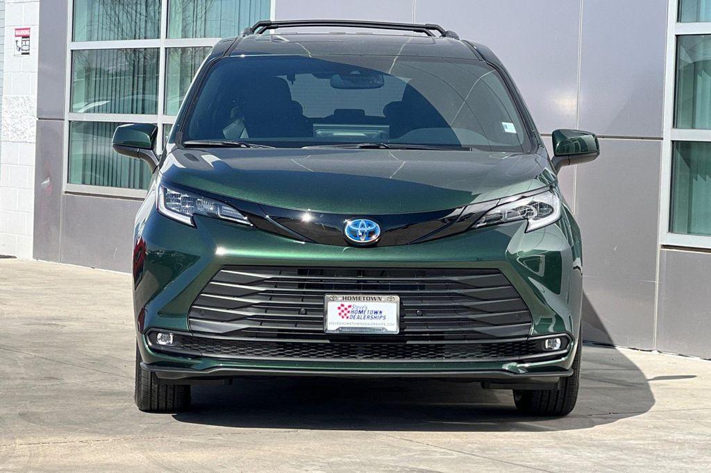 new 2025 Toyota Sienna car, priced at $53,045