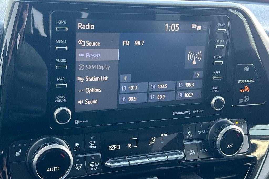 used 2020 Toyota Highlander car, priced at $31,250