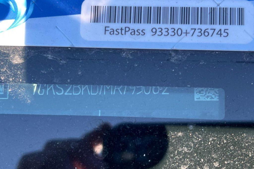 used 2021 GMC Yukon car, priced at $34,000