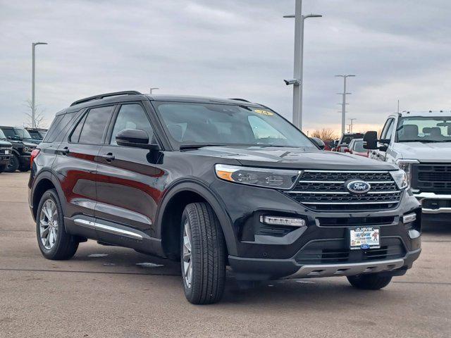 new 2024 Ford Explorer car, priced at $46,815