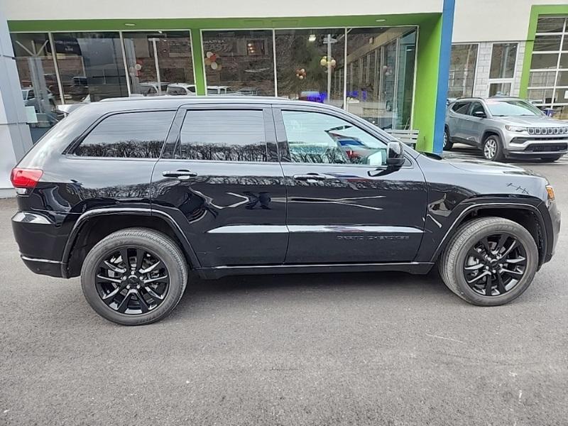 used 2021 Jeep Grand Cherokee car, priced at $28,844