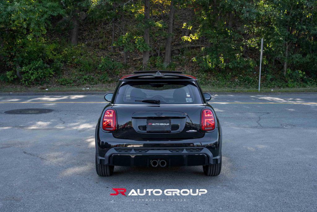 used 2022 MINI Hardtop car, priced at $29,500