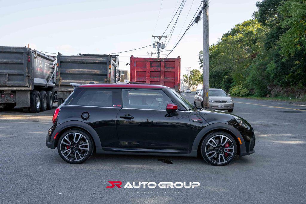 used 2022 MINI Hardtop car, priced at $29,500