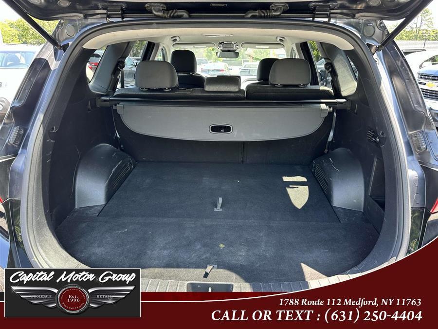 used 2021 Hyundai Santa Fe car, priced at $15,577