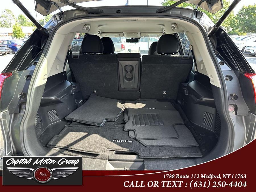 used 2019 Nissan Rogue car, priced at $14,977
