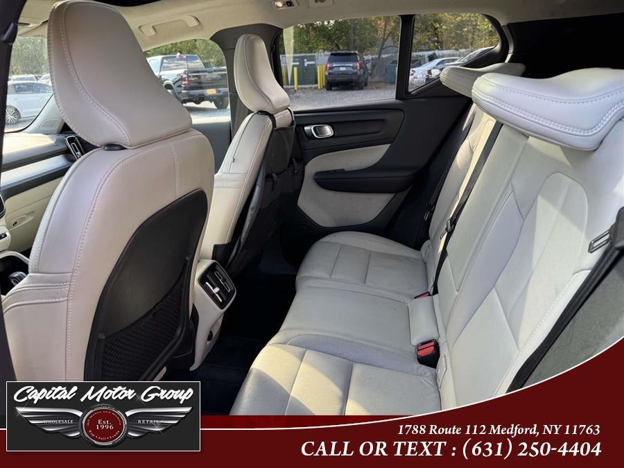 used 2019 Volvo XC40 car, priced at $19,977