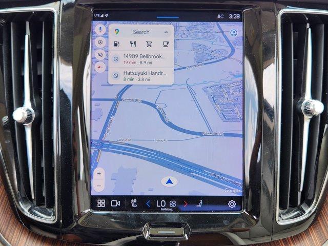 used 2022 Volvo XC60 car, priced at $29,674
