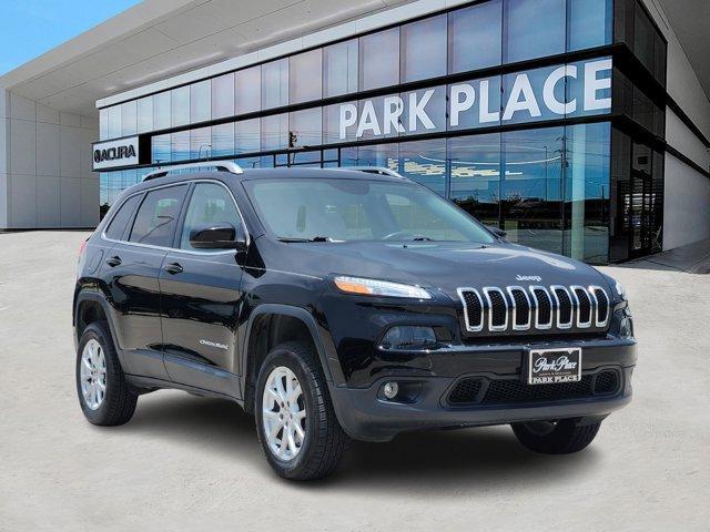 used 2018 Jeep Cherokee car, priced at $17,387
