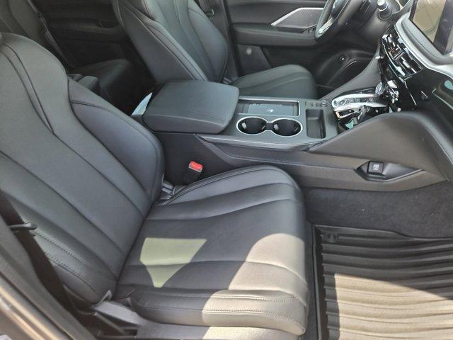 used 2025 Acura MDX car, priced at $46,494