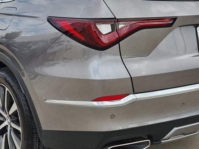 used 2025 Acura MDX car, priced at $49,912