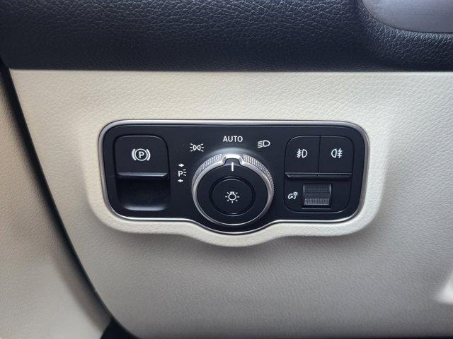 used 2021 Mercedes-Benz GLB 250 car, priced at $26,991