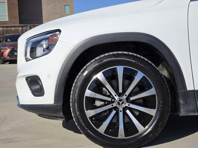 used 2021 Mercedes-Benz GLB 250 car, priced at $26,991