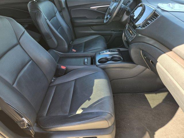 used 2022 Honda Pilot car, priced at $27,992