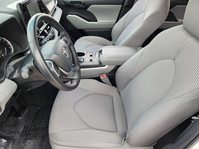 used 2023 Toyota Highlander car, priced at $31,911
