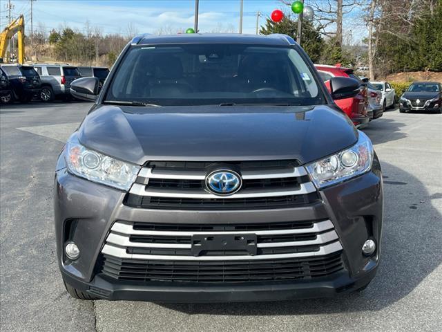 used 2018 Toyota Highlander Hybrid car, priced at $22,969