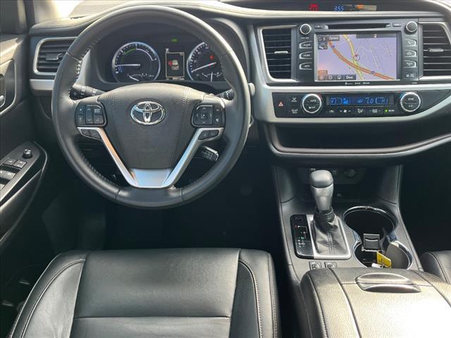 used 2018 Toyota Highlander Hybrid car, priced at $22,969