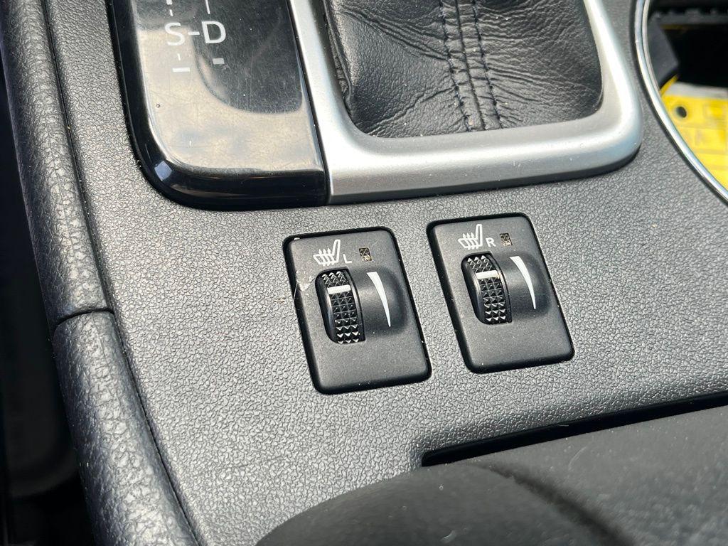 used 2018 Toyota Highlander Hybrid car, priced at $19,999