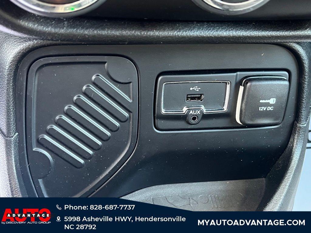 used 2016 Jeep Renegade car, priced at $12,761