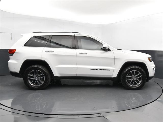 used 2017 Jeep Grand Cherokee car, priced at $17,332