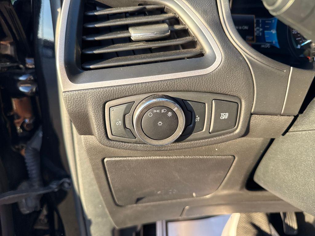 used 2023 Ford Edge car, priced at $27,770