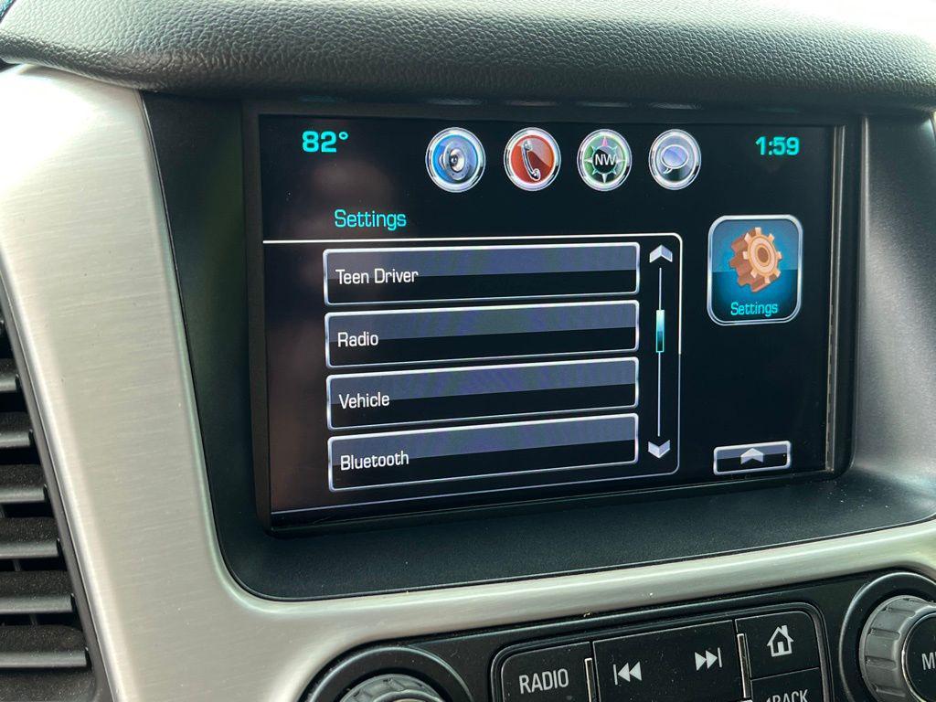 used 2017 GMC Yukon car, priced at $27,324