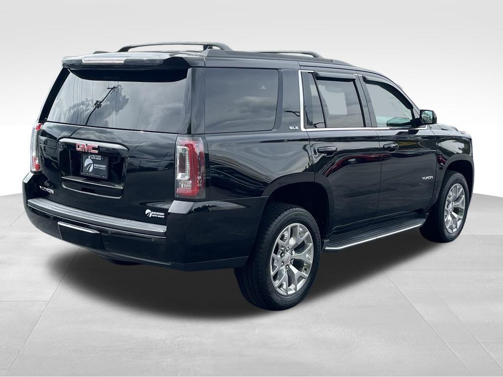 used 2017 GMC Yukon car, priced at $27,324