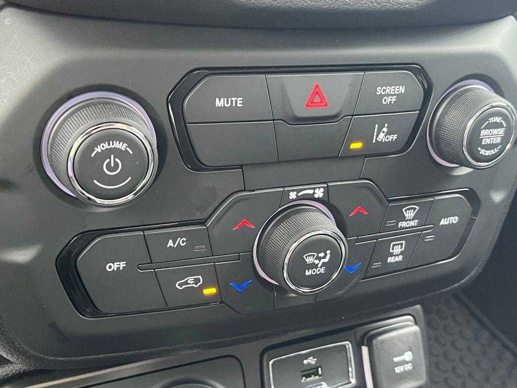 used 2023 Jeep Renegade car, priced at $18,567