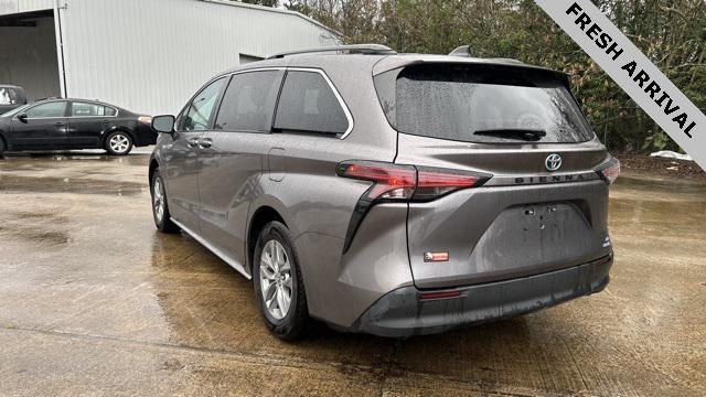 used 2022 Toyota Sienna car, priced at $39,999