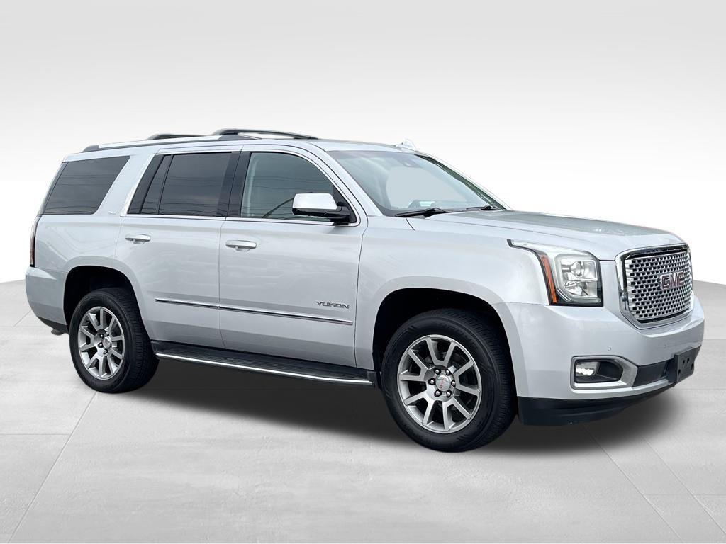 used 2017 GMC Yukon car, priced at $27,999