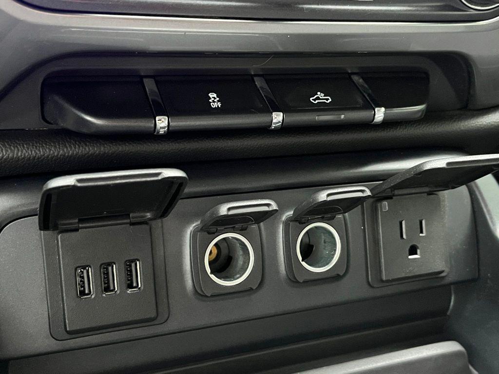 used 2015 Chevrolet Silverado 1500 car, priced at $21,448