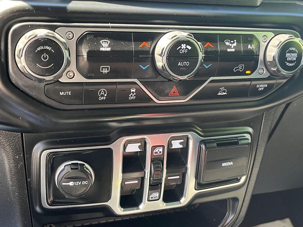 used 2021 Jeep Gladiator car, priced at $24,999