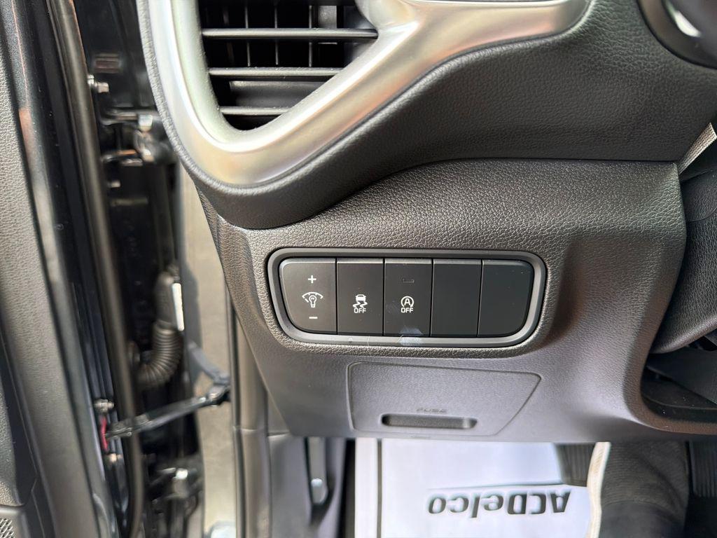 used 2025 Kia Soul car, priced at $19,188