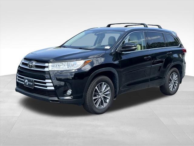 used 2018 Toyota Highlander car, priced at $23,946