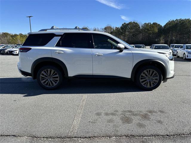 new 2025 Nissan Pathfinder car, priced at $45,938