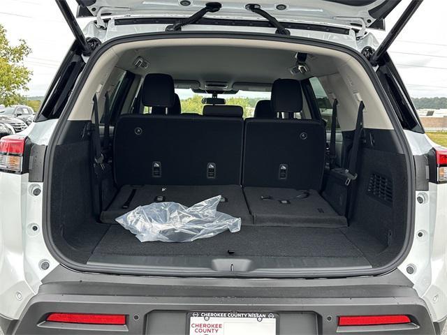 new 2025 Nissan Pathfinder car, priced at $33,721