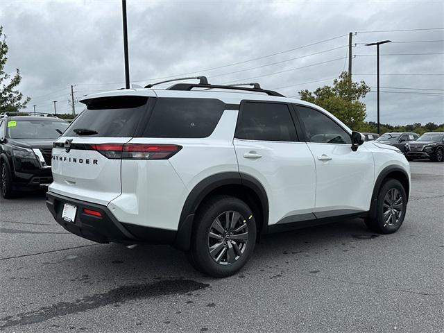 new 2025 Nissan Pathfinder car, priced at $33,721