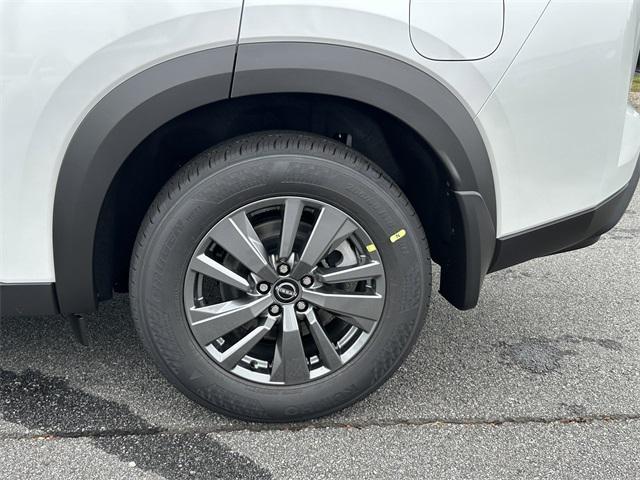 new 2025 Nissan Pathfinder car, priced at $33,721