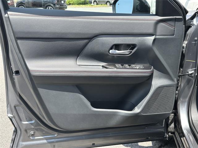 new 2025 Nissan Kicks car, priced at $28,590