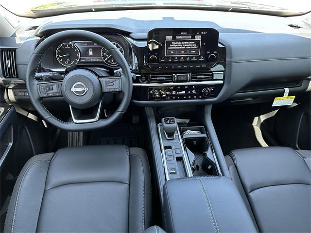 new 2025 Nissan Pathfinder car, priced at $43,344
