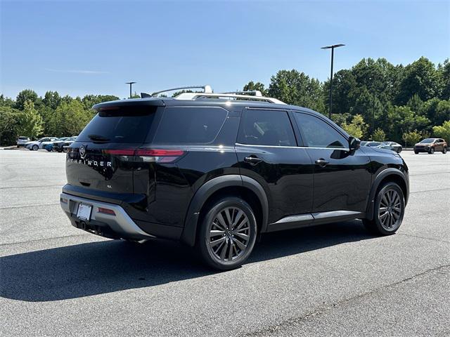 new 2025 Nissan Pathfinder car, priced at $43,344