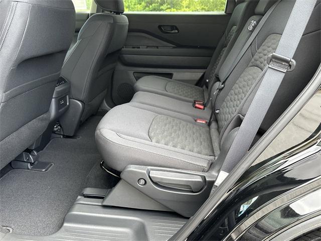 new 2025 Nissan Pathfinder car, priced at $37,612