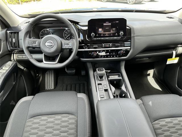 new 2025 Nissan Pathfinder car, priced at $37,612