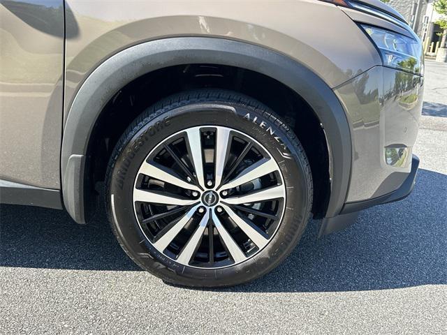 used 2024 Nissan Pathfinder car, priced at $44,780