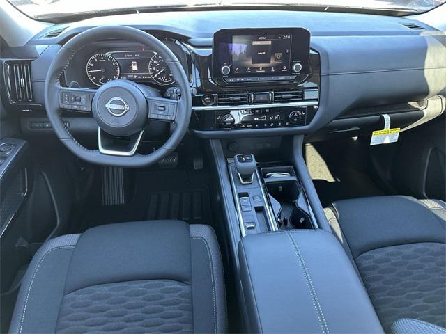 new 2025 Nissan Pathfinder car, priced at $40,704