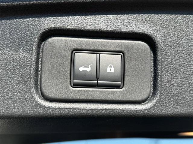 new 2025 Nissan Pathfinder car, priced at $40,704