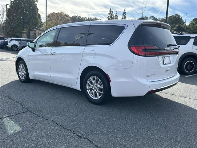 used 2023 Chrysler Pacifica car, priced at $25,232