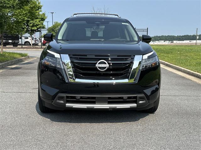 new 2025 Nissan Pathfinder car, priced at $45,109