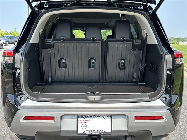 new 2025 Nissan Pathfinder car, priced at $45,109